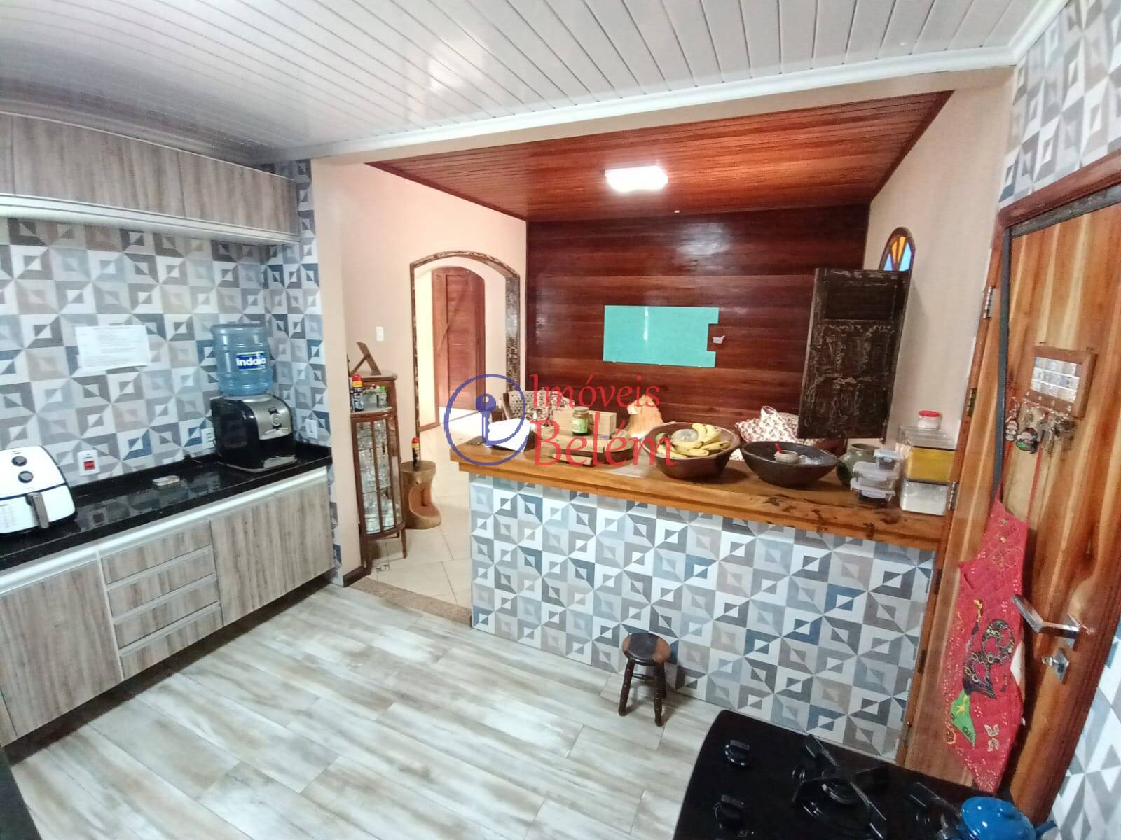 Casa à venda com 5 quartos, 300m² - Foto 18