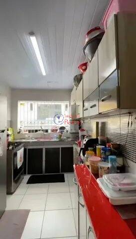 Casa para alugar com 4 quartos, 200m² - Foto 16