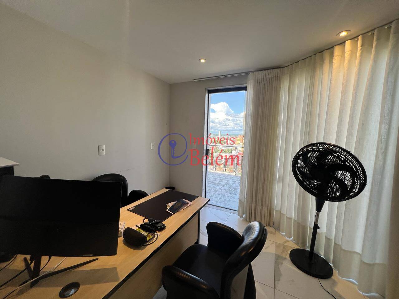 Apartamento para alugar com 4 quartos, 650m² - Foto 4