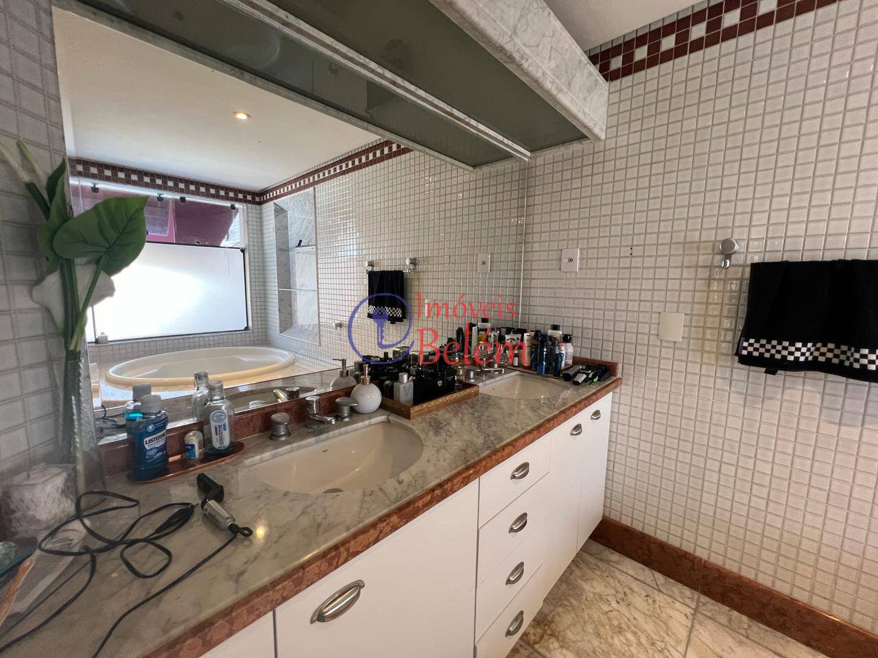 Apartamento para alugar com 4 quartos, 650m² - Foto 5