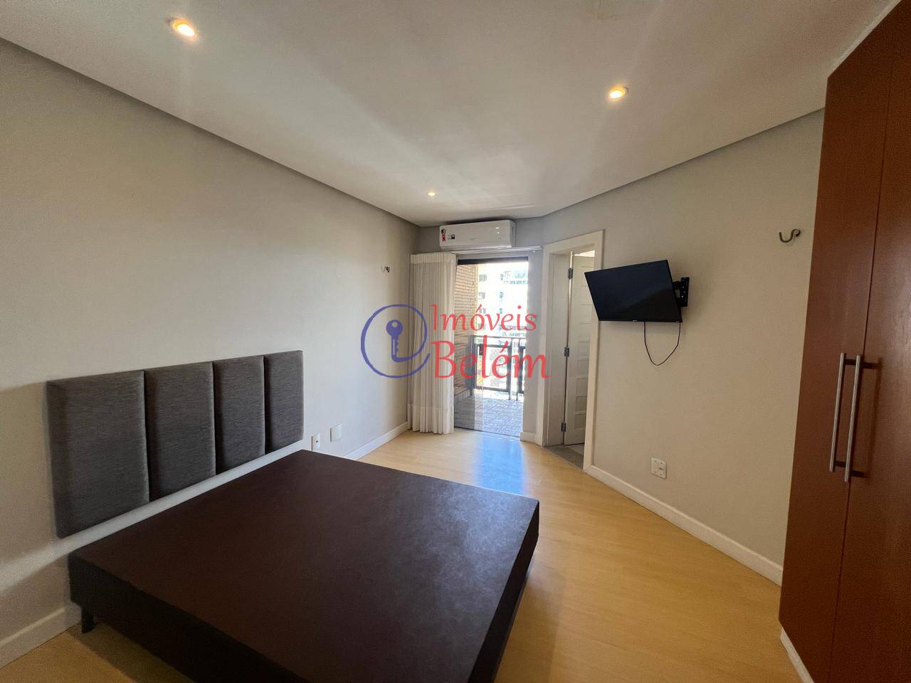 Apartamento para alugar com 4 quartos, 650m² - Foto 8